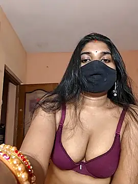 adite20 online show from November 30, 2025, 6:41 pm