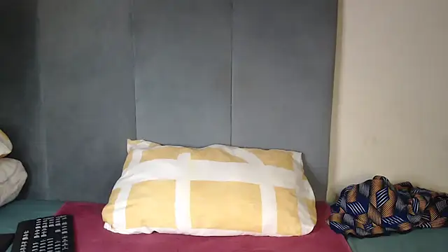 Snapshot of Chocolatebae86 chatting on January 14, 2026, 6:33 pm Chocolatebae86 online show from January 14, 2026, 6:33 pm