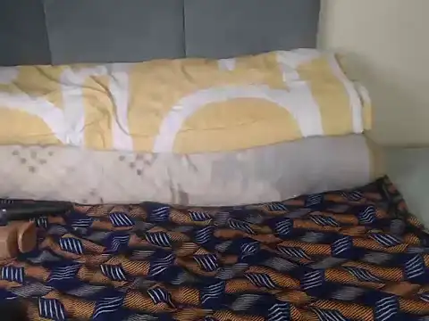 Snapshot of Chocolatebae86 chatting on December 22, 2025, 8:36 am Chocolatebae86 online show from December 22, 2025, 8:36 am