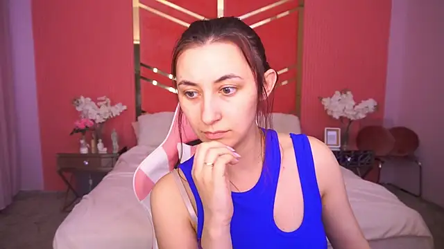 RoxieRay online show from April 8, 2026, 1:34 pm