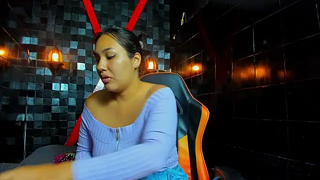 AzumiWalker online show from February 26, 2026, 2:11 am