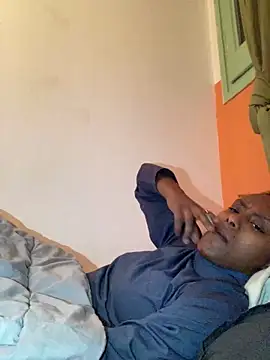    Hannah    online show from December 17, 2025, 11:54 pm