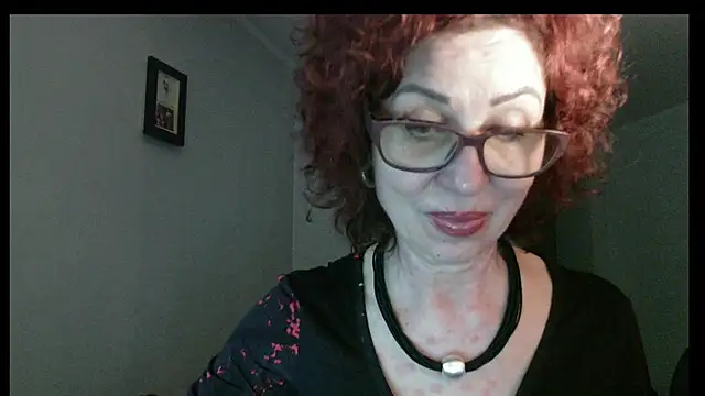 Snapshot of Kelly_Flurr chatting on May 11, 2026, 3:29 pm Kelly Flurr online show from May 11, 2026, 3:29 pm