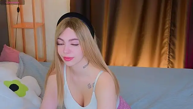 emily wildflower online show from December 1, 2025, 8:26 am