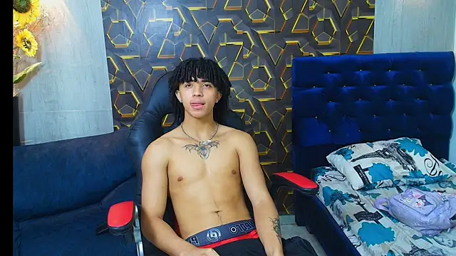 kim curlyy online show from April 16, 2026, 4:13 am