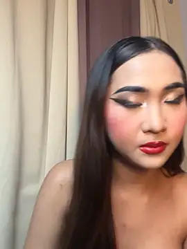 Snapshot of Diannellove chatting on May 10, 2026, 4:31 pm Diannellove online show from May 10, 2026, 4:31 pm