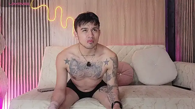 kingbrakly online show from December 2, 2025, 3:30 am