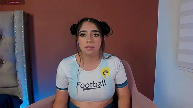 luna cute   online show from March 21, 2026, 8:57 pm