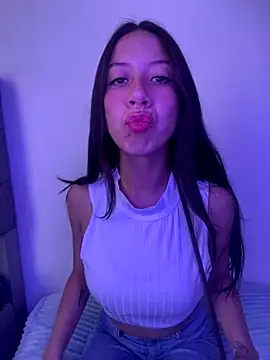 Snapshot of liceth_c chatting on December 2, 2025, 2:52 pm liceth c online show from December 2, 2025, 2:52 pm