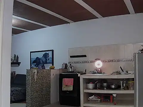 Snapshot of Michikomalandro@xh chatting on December 18, 2025, 8:45 pm Michikomalandroxh online show from December 18, 2025, 8:45 pm