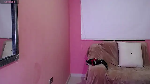 Snapshot of Karla_Soff_19 chatting on January 12, 2026, 7:09 pm Karla Soff 19 online show from January 12, 2026, 7:09 pm