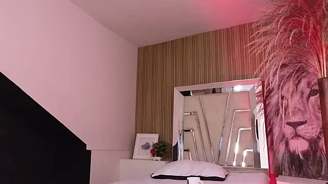 Paulo 527 online show from April 3, 2026, 5:03 am