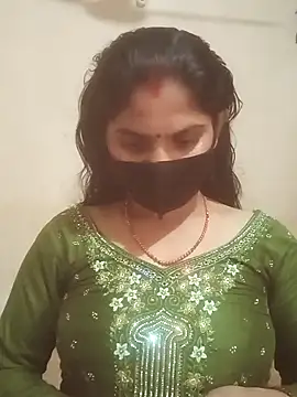 Pooja bhabhi00 online show from January 15, 2026, 5:44 am