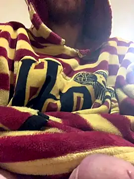 showaginge online show from December 22, 2025, 2:11 am