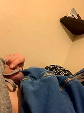 showaginge online show from November 29, 2025, 11:38 pm