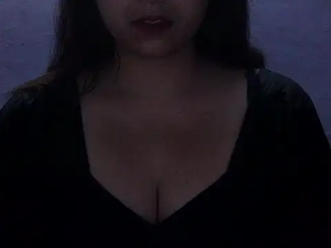 Snapshot of Sexyi_Alysha chatting on May 19, 2026, 4:36 pm Sexyi Alysha online show from May 19, 2026, 4:36 pm