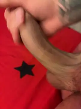 Snapshot of Emir4215 chatting on February 6, 2026, 1:29 pm Emir4215 online show from February 6, 2026, 1:29 pm