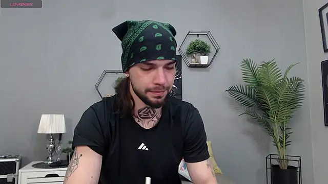 KaneHunter online show from March 15, 2026, 8:49 pm