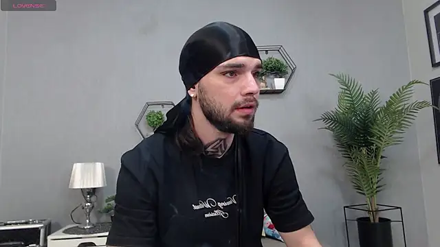 KaneHunter online show from March 5, 2026, 7:43 pm