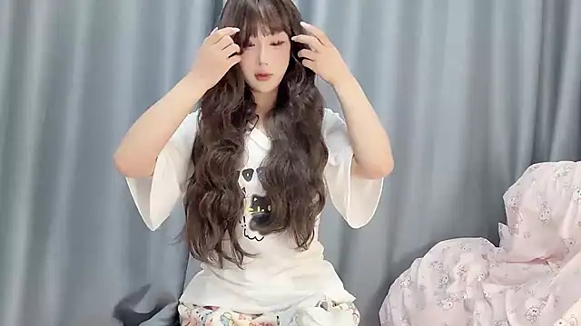 wanou33669 online show from January 18, 2026, 2:04 am