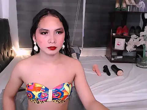 Snapshot of sylvannia_cumslut chatting on December 19, 2025, 2:59 am sylvannia cumslut online show from December 19, 2025, 2:59 am