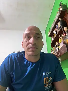 Russo41rj online show from November 28, 2025, 3:50 am