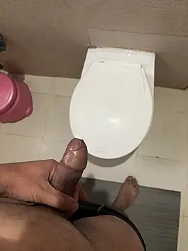 Snapshot of your_playboy_00 chatting on January 18, 2026, 11:02 am your playboy 00 online show from January 18, 2026, 11:02 am