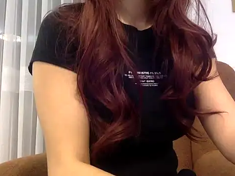 Snapshot of valoriaaaa chatting on November 30, 2025, 8:09 pm valoriaaaa online show from November 30, 2025, 8:09 pm