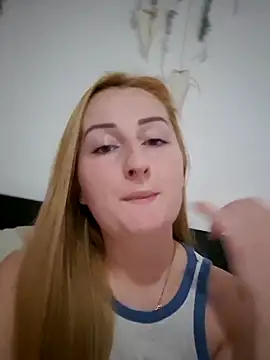 Snapshot of dixielarys chatting on December 21, 2025, 3:36 pm dixielarys online show from December 21, 2025, 3:36 pm