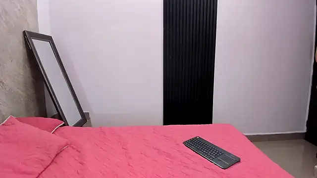 Ada 3 online show from December 18, 2025, 8:45 pm