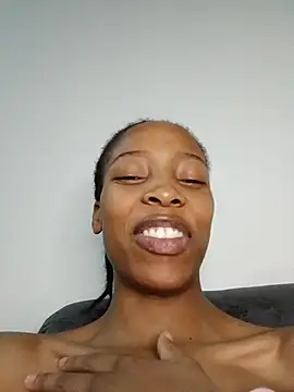 Snapshot of MsParisSmith chatting on November 30, 2025, 5:36 pm MsParisSmith online show from November 30, 2025, 5:36 pm