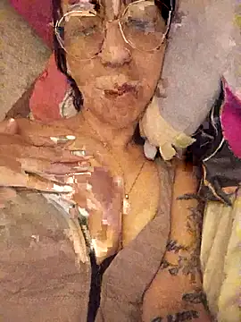 Yani-14 online show from February 5, 2026, 10:38 pm