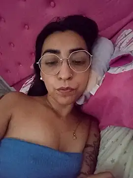 Yani-14 online show from February 11, 2026, 8:41 pm