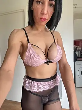 Soniaxxx31 online show from February 14, 2026, 12:05 pm