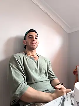 Snapshot of hazarcannn chatting on March 12, 2026, 8:29 am hazarcannn online show from March 12, 2026, 8:29 am