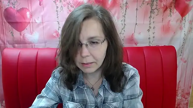 DaisyEdit online show from April 18, 2026, 5:10 am