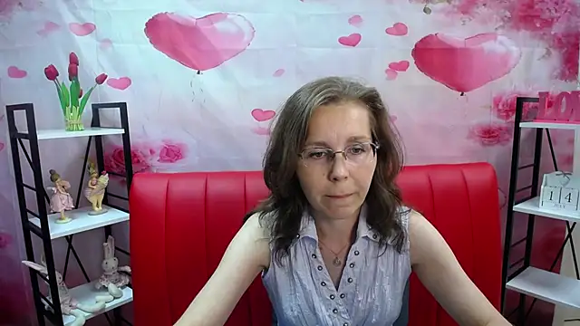 DaisyEdit online show from July 15, 2026, 11:17 am