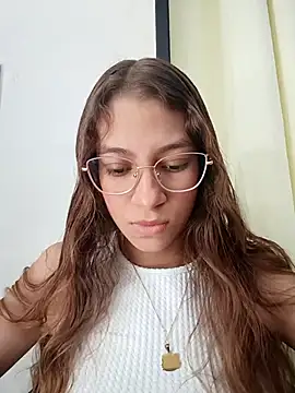 Vanneskk online show from December 18, 2025, 1:59 pm