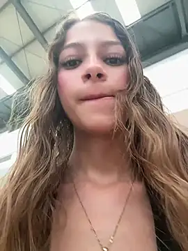 Vanneskk online show from March 4, 2026, 9:11 pm