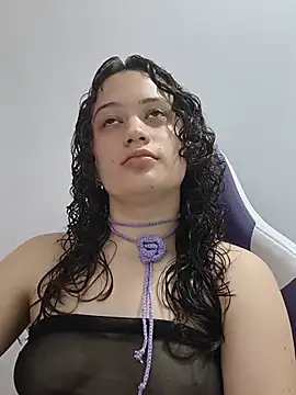 Alana 444 online show from May 15, 2026, 3:26 am