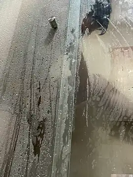 Snapshot of Criss_____ chatting on November 27, 2025, 10:21 pm Criss online show from November 27, 2025, 10:21 pm