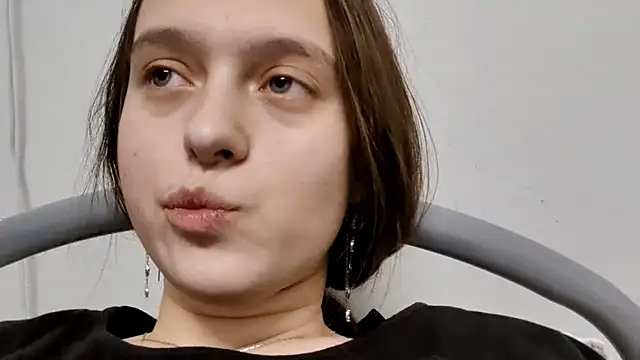 SophieHazely online show from January 11, 2026, 10:11 am