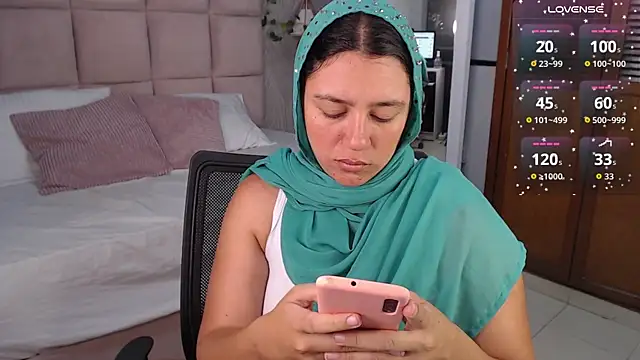 KaylaVonn online show from February 27, 2026, 5:18 am