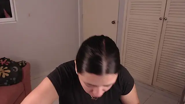 KaylaVonn online show from February 7, 2026, 6:21 am