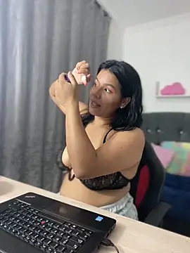 CATHA EF online show from December 18, 2025, 7:50 pm