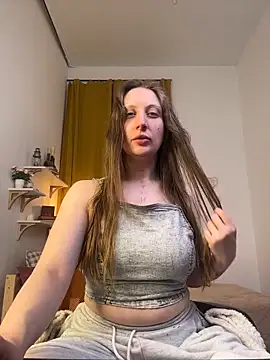 Helga vibe online show from April 3, 2026, 5:03 am