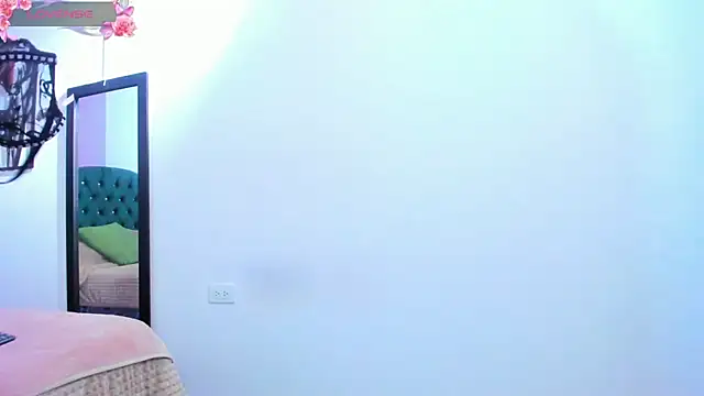 Ivonny  online show from November 29, 2025, 2:17 pm