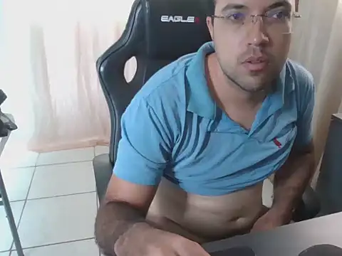 Snapshot of Silvakkfitk chatting on April 29, 2026, 12:20 pm Silvakkfitk online show from April 29, 2026, 12:20 pm