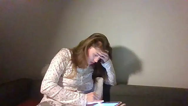 Devil Maiden online show from March 24, 2026, 7:25 pm