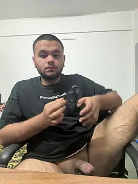 Snapshot of Noavacado_ chatting on February 15, 2026, 1:10 pm Noavacado online show from February 15, 2026, 1:10 pm